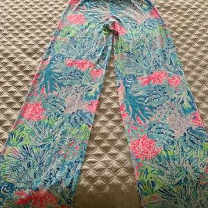 Lilly Pulitzer Pants - NWT Lilly Pulitzer Lorena Breezy Palazzo. Lilly Pulitzer Pants - NWT Lilly Pulitzer Lorena Breezy Palazzo.